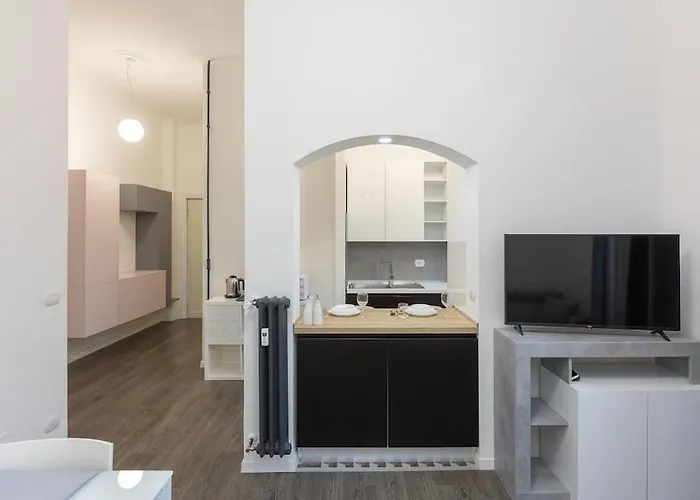 Elegant Near The Colosseum And Metro Appartement Rome