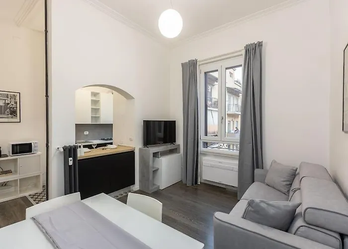 Appartement Elegant Near The Colosseum And Metro Rome
