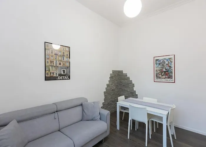 Appartement Elegant Near The Colosseum And Metro Rome